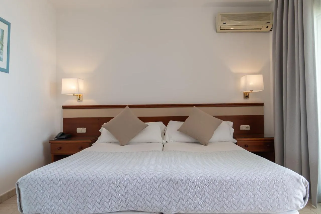 אסטפונה Hotel Piedra Paloma 2*,  ספרד